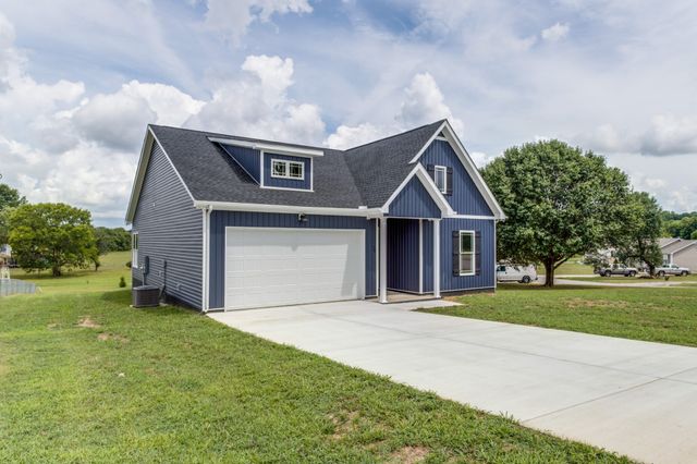 16 Radelle Ln, Mcminnville, TN 37110