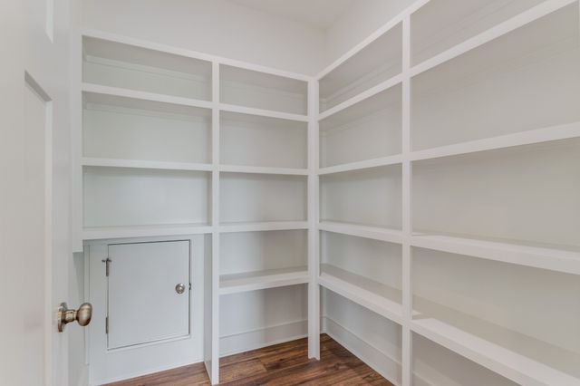 16 Radelle Ln, Mcminnville, TN 37110