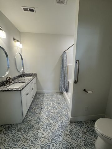 16 Radelle Ln, Mcminnville, TN 37110