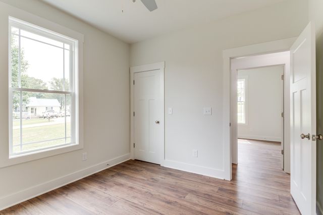 16 Radelle Ln, Mcminnville, TN 37110