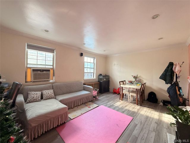 138-22 78th Avenue 40F, Kew Garden Hills, NY 11367