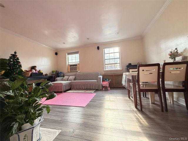 138-22 78th Avenue 40F, Kew Garden Hills, NY 11367