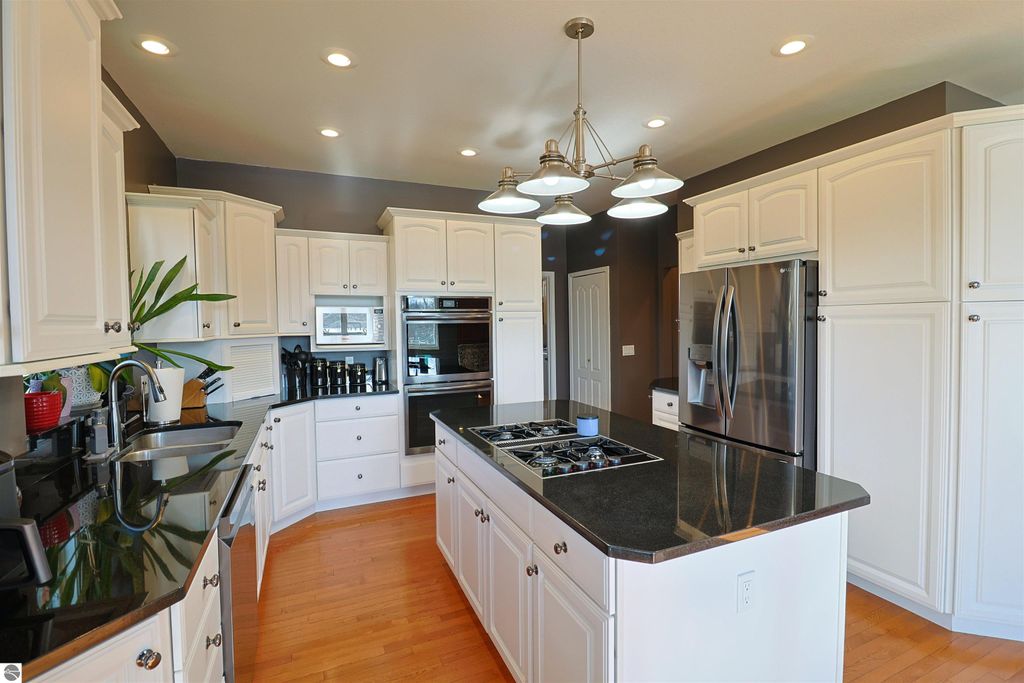 Image 16 of property listing at 956 E Remus Road, Mt Pleasant, MI 48858