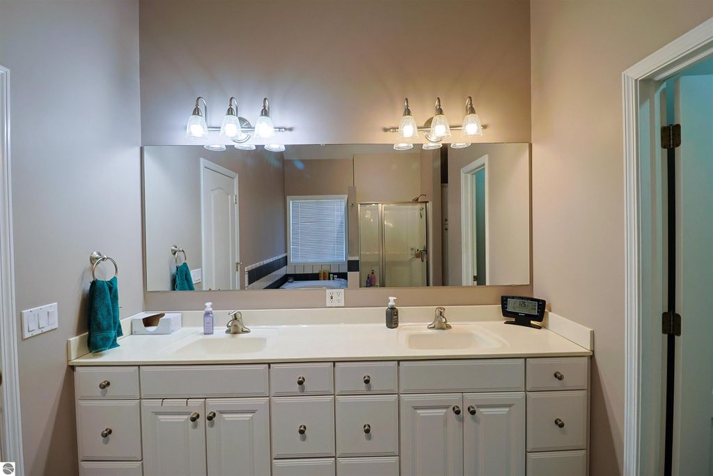 Image 24 of property listing at 956 E Remus Road, Mt Pleasant, MI 48858