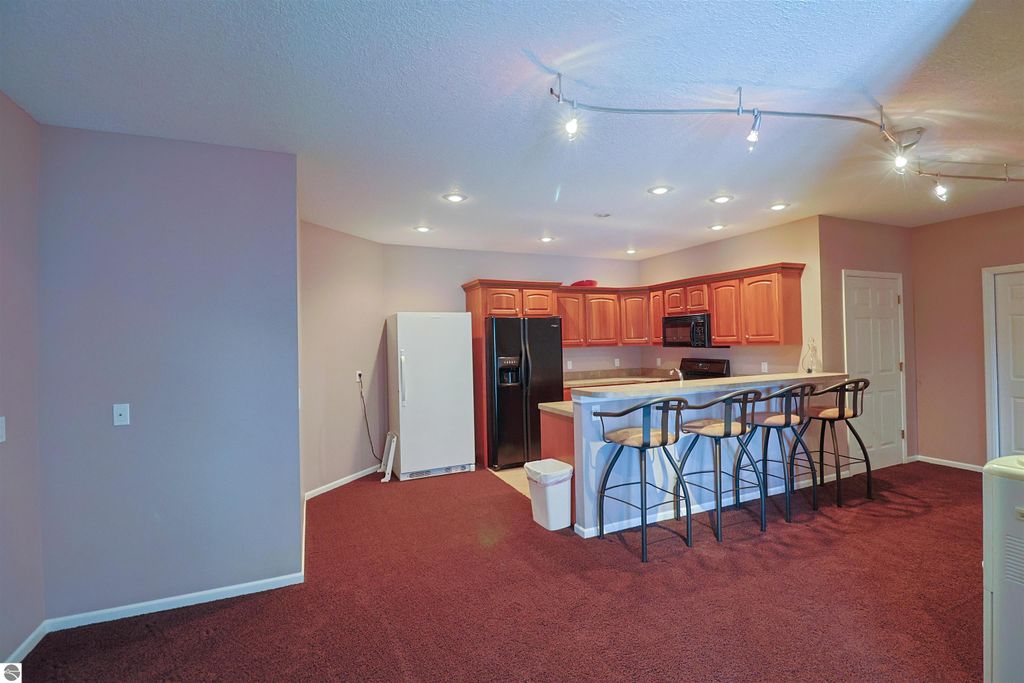 Image 35 of property listing at 956 E Remus Road, Mt Pleasant, MI 48858