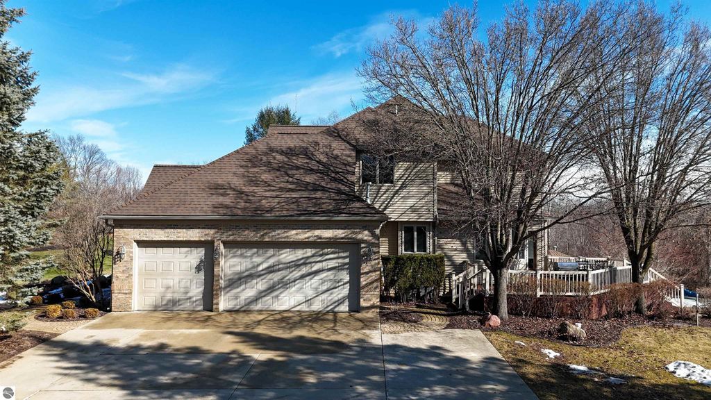 Image 43 of property listing at 956 E Remus Road, Mt Pleasant, MI 48858