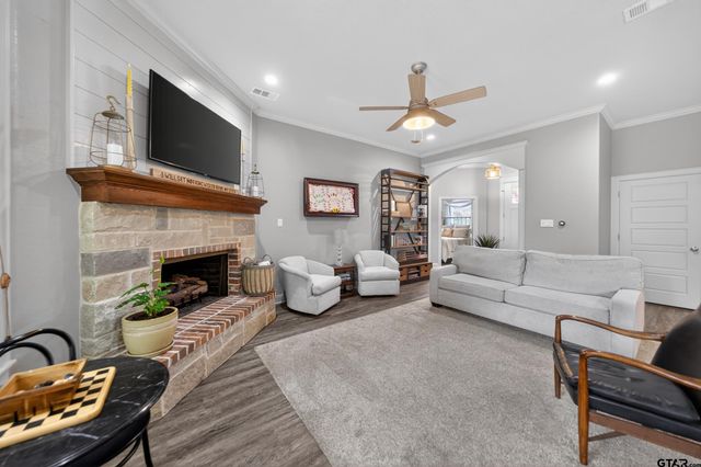 14676 County Road 424, Lindale, TX 75771