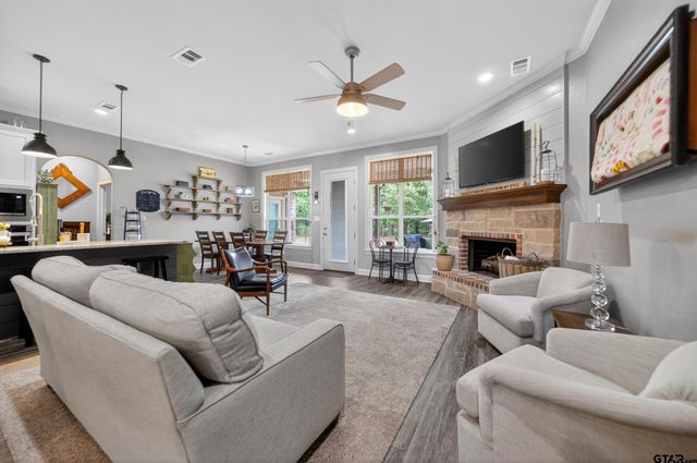 14676 County Road 424, Lindale, TX 75771