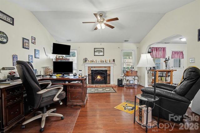 116 Brooks Drive, Stanley, NC 28164