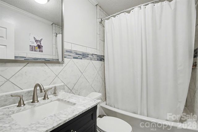 116 Brooks Drive, Stanley, NC 28164