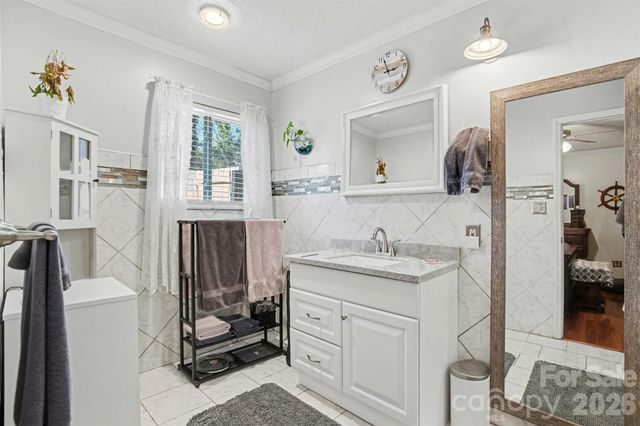 116 Brooks Drive, Stanley, NC 28164