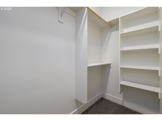 15237 Se TOWERS Ter, Milwaukie, OR 97267