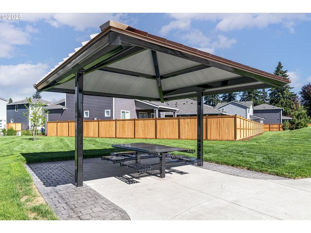 15237 Se TOWERS Ter, Milwaukie, OR 97267