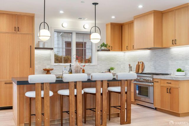 739 Linden Avenue, Burlingame, CA 94010