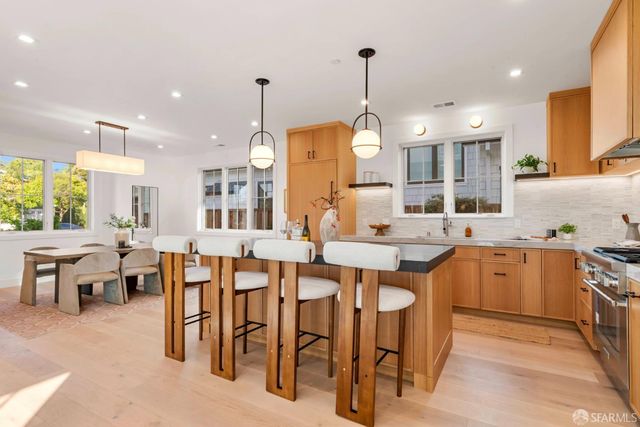 739 Linden Avenue, Burlingame, CA 94010