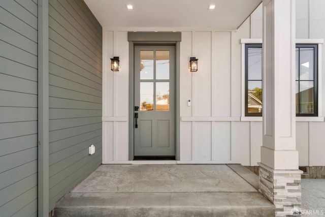 739 Linden Avenue, Burlingame, CA 94010