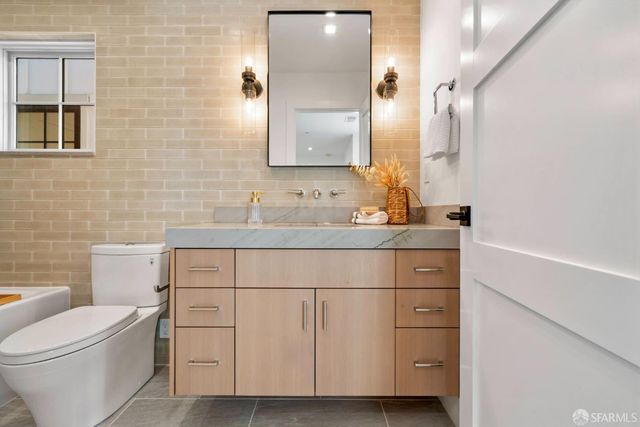 739 Linden Avenue, Burlingame, CA 94010