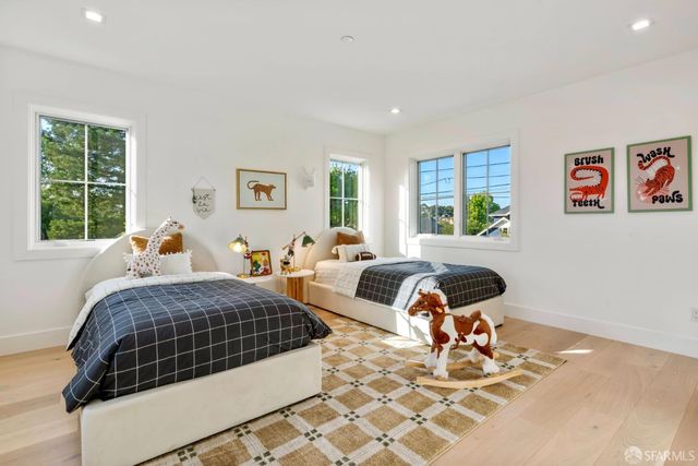 739 Linden Avenue, Burlingame, CA 94010