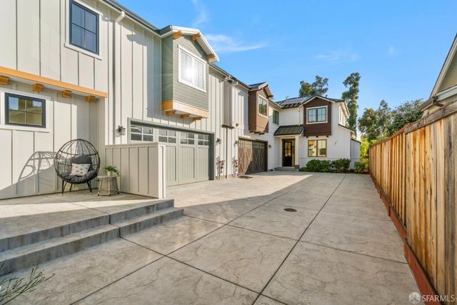 739 Linden Avenue, Burlingame, CA 94010