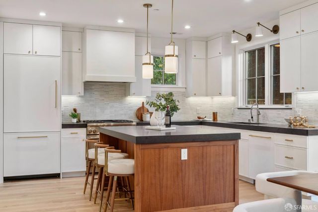739 Linden Avenue, Burlingame, CA 94010