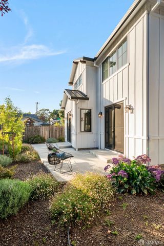 739 Linden Avenue, Burlingame, CA 94010