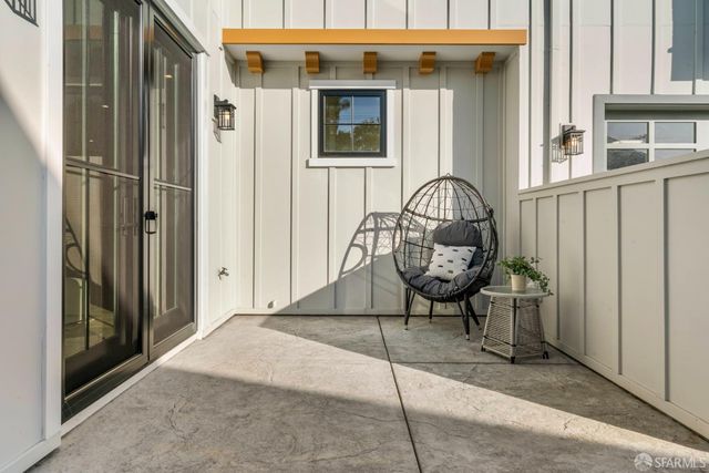 739 Linden Avenue, Burlingame, CA 94010