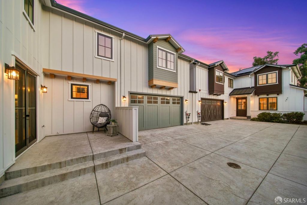 739 Linden Avenue, Burlingame, CA 94010