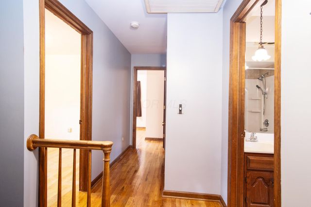 4770 Larwell Drive, Columbus, OH 43220