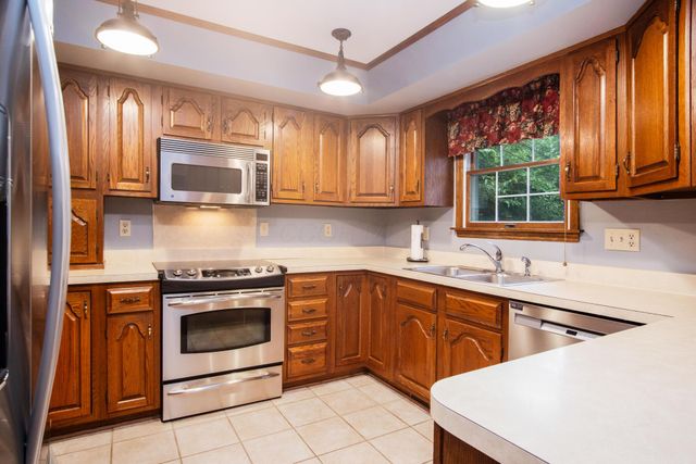 4770 Larwell Drive, Columbus, OH 43220