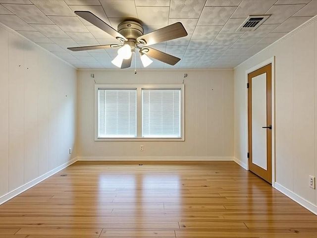 110 N Grace Street, Crockett, TX 75835