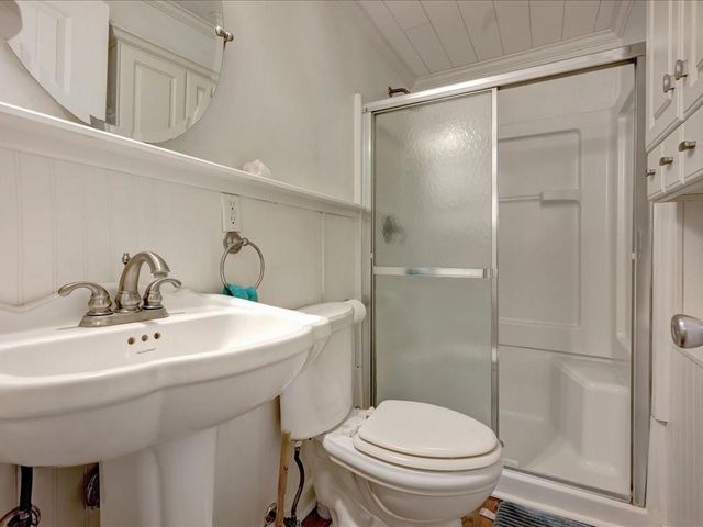 110 N Grace Street, Crockett, TX 75835