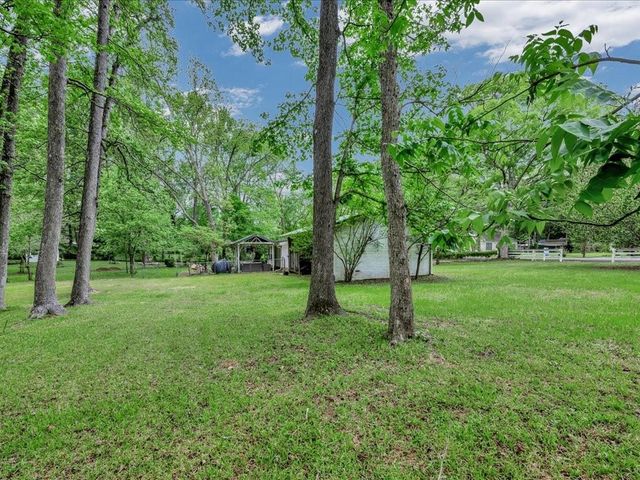 110 N Grace Street, Crockett, TX 75835