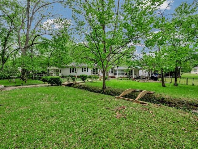 110 N Grace Street, Crockett, TX 75835