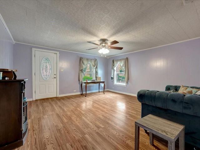 110 N Grace Street, Crockett, TX 75835