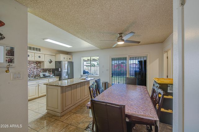 8713 W OSBORN Road, Phoenix, AZ 85037