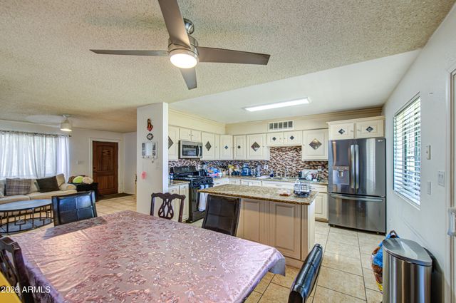 8713 W OSBORN Road, Phoenix, AZ 85037