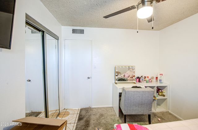 8713 W OSBORN Road, Phoenix, AZ 85037