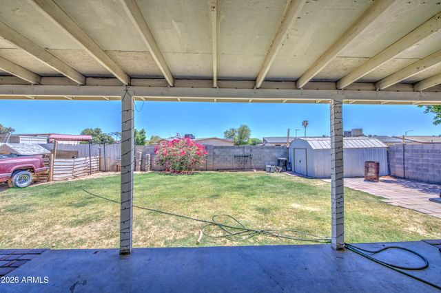 8713 W OSBORN Road, Phoenix, AZ 85037