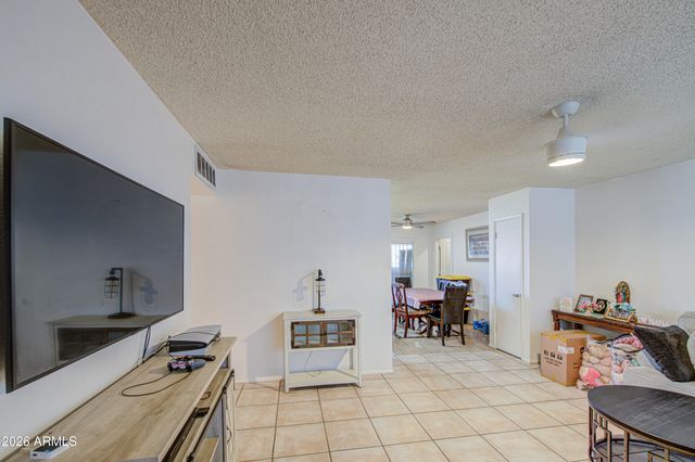8713 W OSBORN Road, Phoenix, AZ 85037