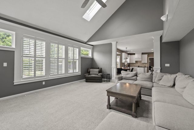 2449 Minnie Court, Lewis Center, OH 43035