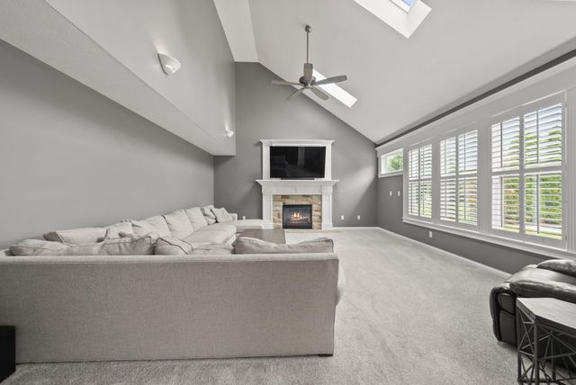 2449 Minnie Court, Lewis Center, OH 43035