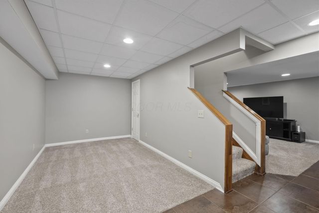 2449 Minnie Court, Lewis Center, OH 43035