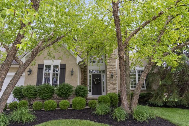2449 Minnie Court, Lewis Center, OH 43035