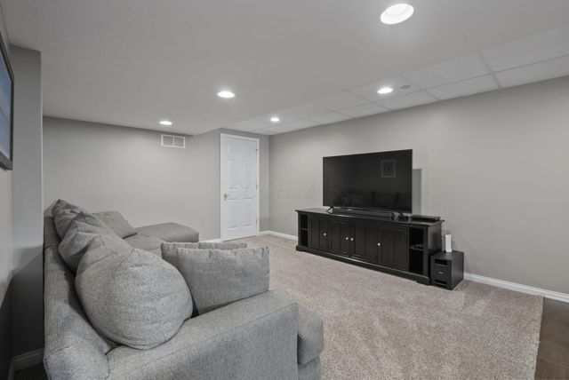 2449 Minnie Court, Lewis Center, OH 43035