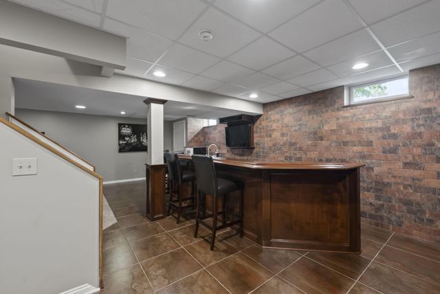 2449 Minnie Court, Lewis Center, OH 43035