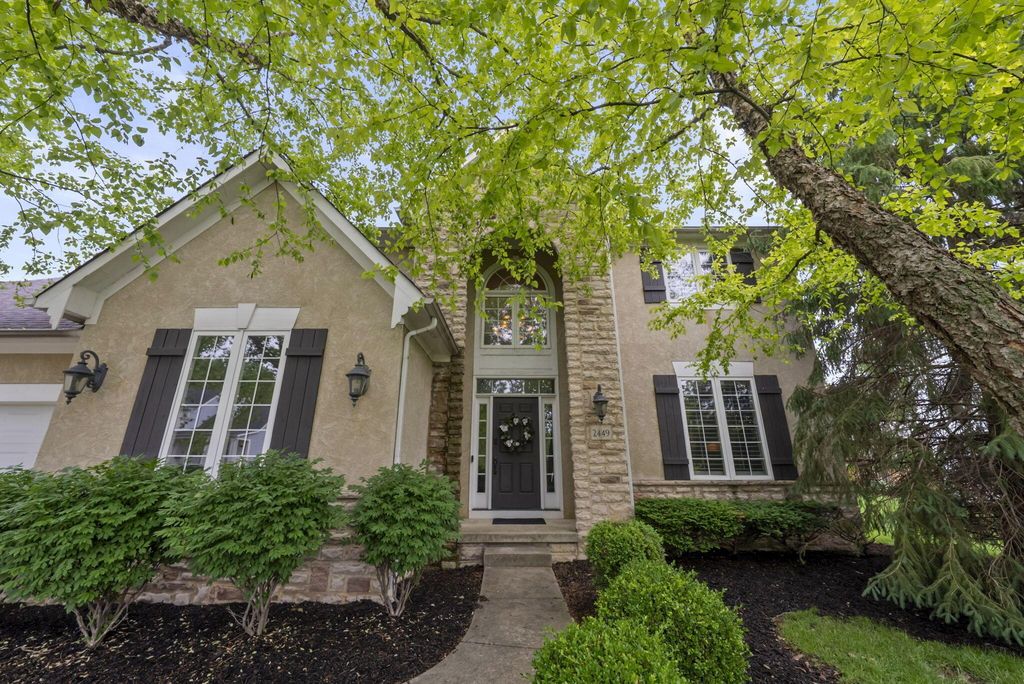 2449 Minnie Court, Lewis Center, OH 43035