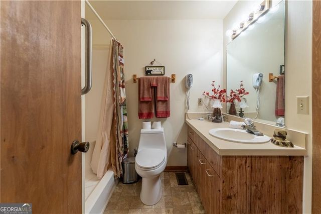 135 Wolfscratch Drive, Big Canoe, GA 30143