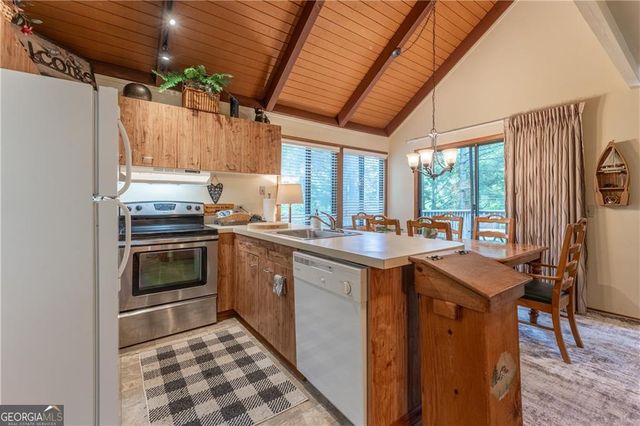 135 Wolfscratch Drive, Big Canoe, GA 30143