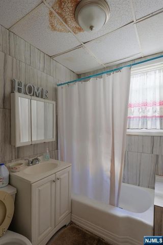 152 Dayton Street 150, Newark, NJ 07114