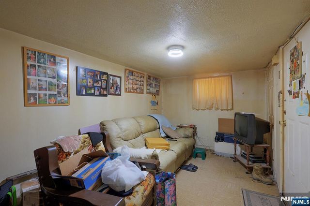 152 Dayton Street 150, Newark, NJ 07114